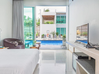 KC Beach Club & Pool Villas