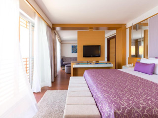 KEFALUKA RESORT HOTEL