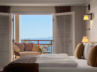 KEMPINSKI HOTEL BARBAROS BAY
