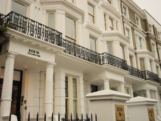 KENSINGTON SUITE HOTEL