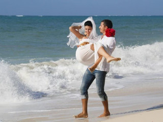 KENYA BAY BEACH HOTEL