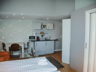 KH Apartments Center