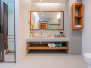 Khaolak Wanaburee Resort