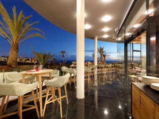 KIANI BEACH RESORT