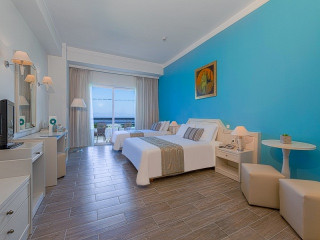 KIPRIOTIS PANORAMA&SUITES