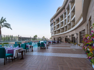 Kirman Belazur Resort & Spa Hotel