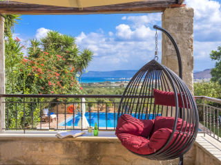 KISSAMOS LUXURY VILLAS