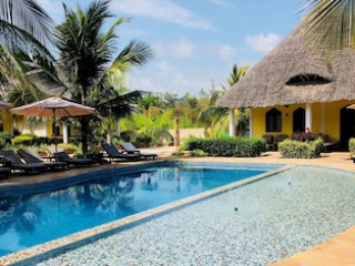 KIWENGWA BUNGALOW BOUTIQUE RESORT