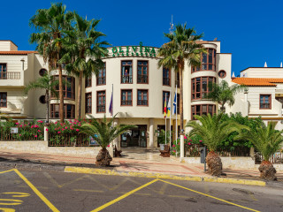 Klayman Olivina Aparthotel
