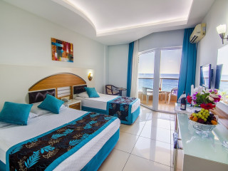 Minamark Beach Resort