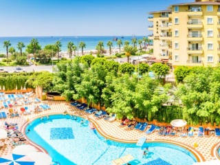 KLEOPATRA DREAMS BEACH HOTEL