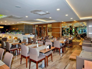 Solea Apartments