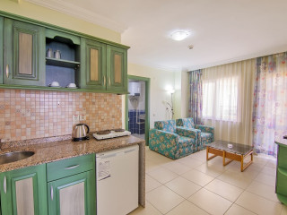KLEOPATRA ROYAL PALM HOTEL
