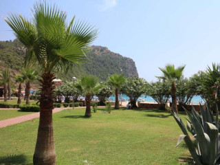 KLEOPATRA ROYAL PALM HOTEL