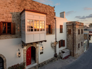 Kókkini Porta Rossa