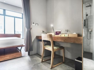 KOKOTEL SURAWONG (SHA)