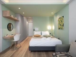 KOLOKOTRONI LOFTS SYNTAGMA