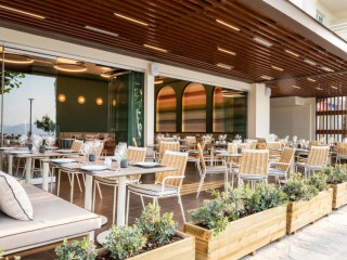 KoSea Boutique Hotel