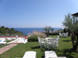 Koumaros ApartHotel Halkidiki