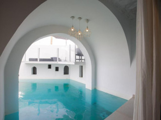 Kouros Exclusive Hotel