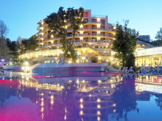 KRISTAL HOTEL