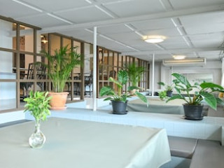 KRUNGKASEM SRIKRUNG (SHA)