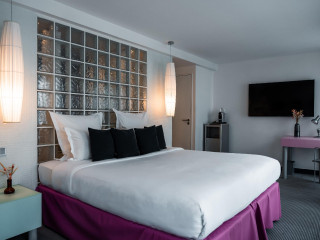Kube Hotel Paris