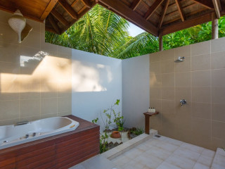 Kuredu Island Resort & Spa