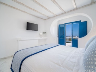 KYKLOS LUXURY VILLAS WITH PRIVATE POOL