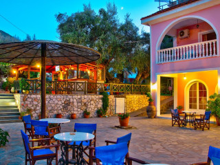 Kyprianos Apartments