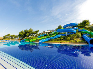 LA BLANCHE ISLAND HOTEL