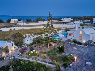 La Maison Luxurious Living