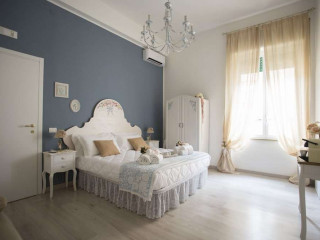LA MAISON ROMANTIQUE