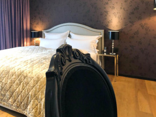 La Mansion Vi Vadi Hotel