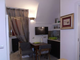 LA RESIDENZA NAPOLI CHIAIA