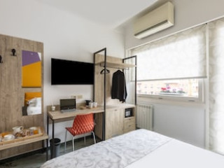 LA RIVIERE GUESTHOUSE TRASTEVERE