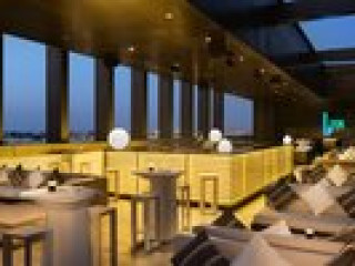 La Ville Hotel & Suites CITY WALK, Dubai, Autograph Collection