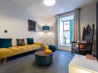 L'ABEILLE BOUTIQUE APARTMENTS