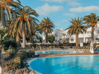 Labranda Corralejo Village