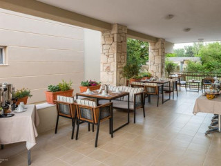 Lagaria Luxury Rooms & Apartments