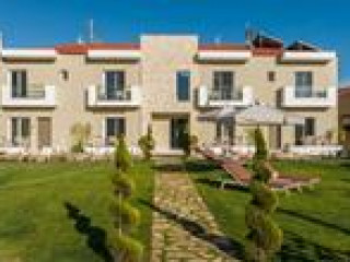 Lagaria Luxury Rooms & Apartments