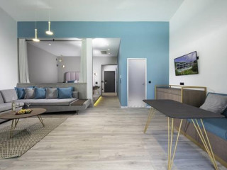 Lagomandra Beach Hotel