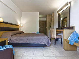 Lagomandra Hotel & Spa