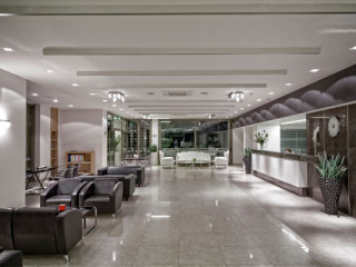 Lagomandra Hotel & Spa