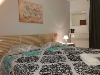 Lagos City Center Guest House & Hostel