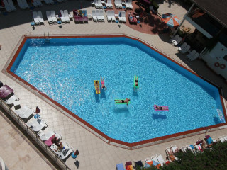 LALILA BLUE SUITES