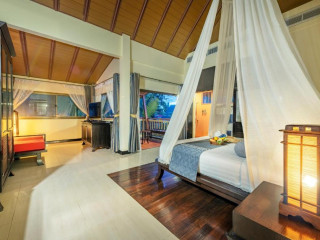 Lanta Cha-Da Beach Resort and Spa