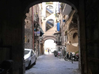L\'ARCO E IL VICO