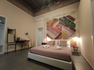 L\'ARCO E IL VICO
