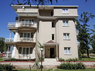 LARISSA BEACH CLUB SIDE